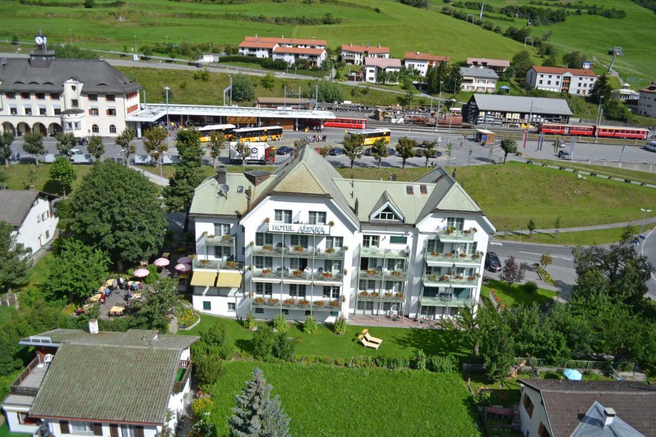 Typically Swiss Hotel Altana Scuol Exterior foto
